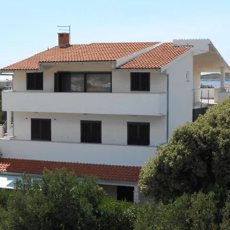 Ostricka Luka 11451b Διαμέρισμα Zaglavice