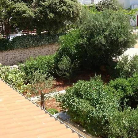 Ostricka Luka 11451b Апартаменти *